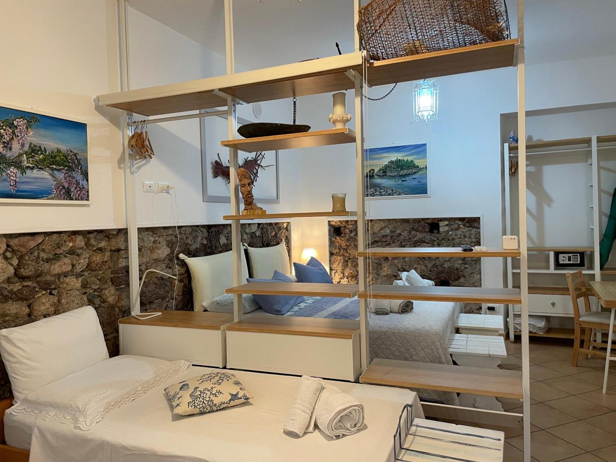 Salu' Apartment Taormina Exterior photo