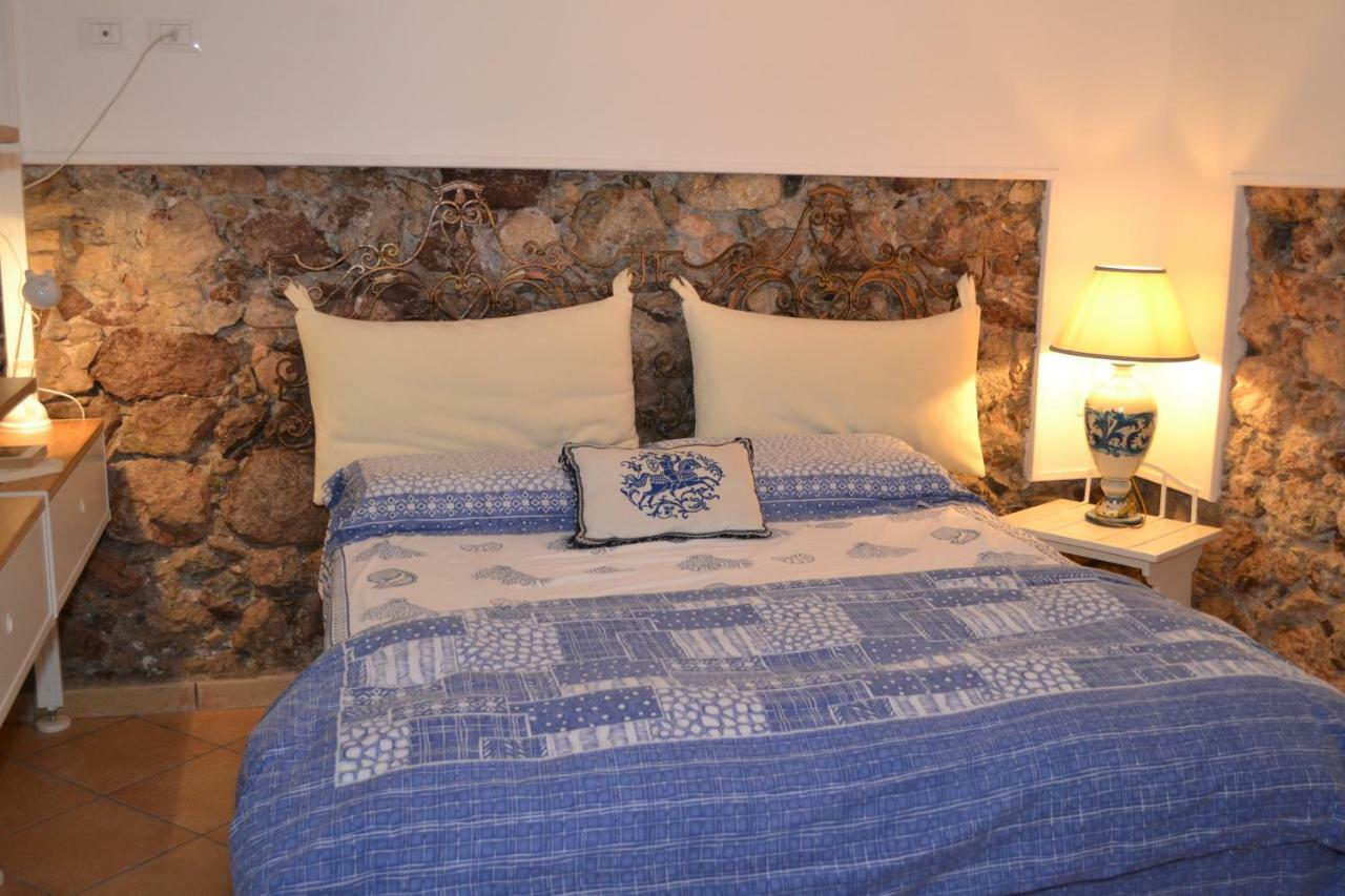 Salu' Apartment Taormina Exterior photo